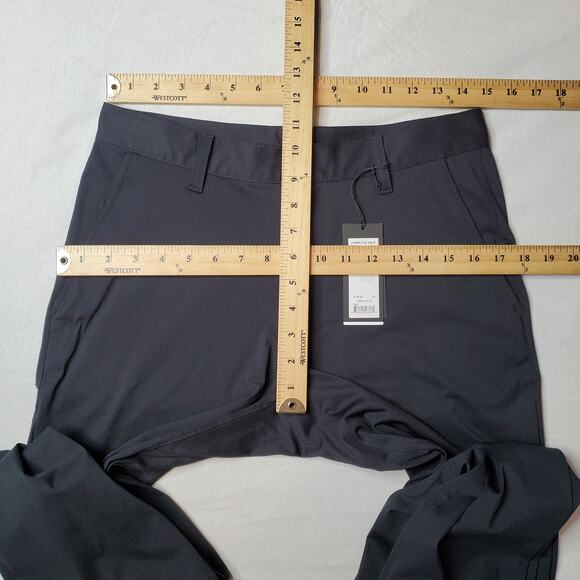 Rhone Men's Size 30X32 NWT Commuter Pants Slim Straight Leg Black 100036 - Picture 2 of 10